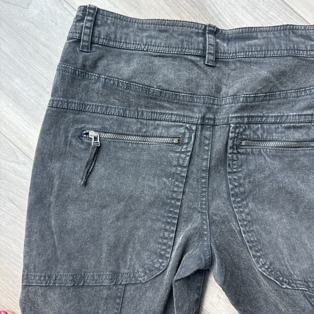 We The Free jeans size 2 - Picture 3 of 5